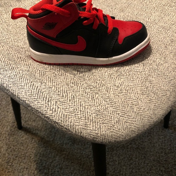 Toddler 10c Jordan 1 - Picture 2 of 2